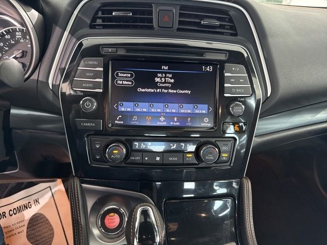 2022 Nissan Maxima SR