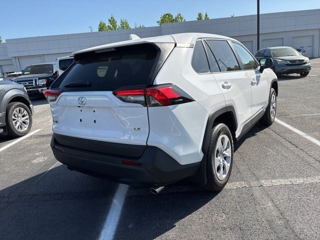 2025 Toyota RAV4 LE