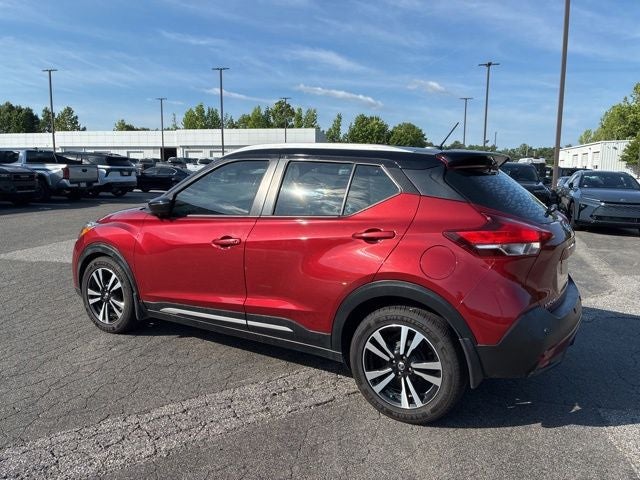 2020 Nissan Kicks SR