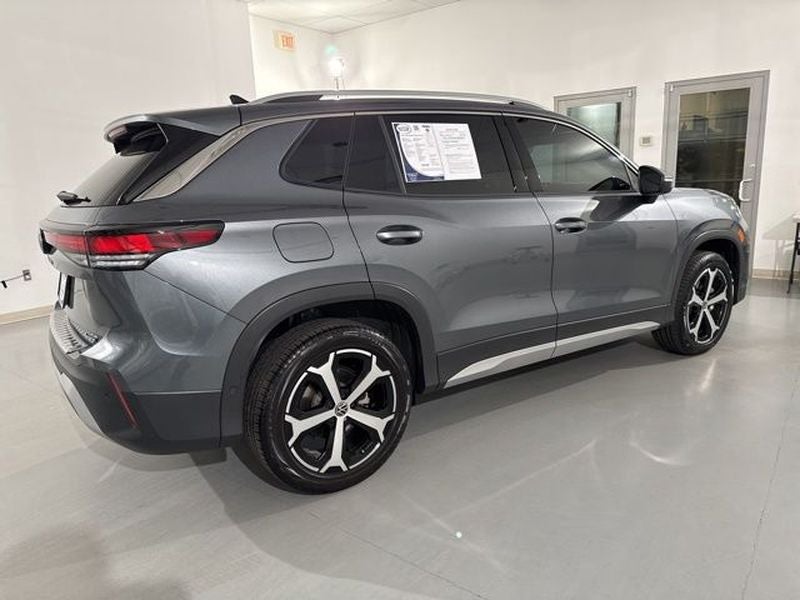 2025 Volkswagen Tiguan 2.0T SE