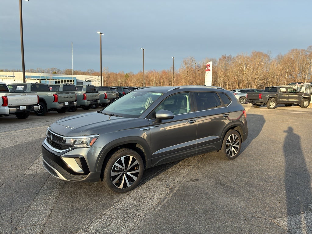 2024 Volkswagen Taos SE