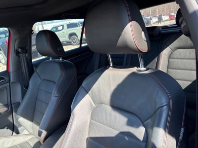 2016 Volkswagen Golf GTI SE w/Performance Package