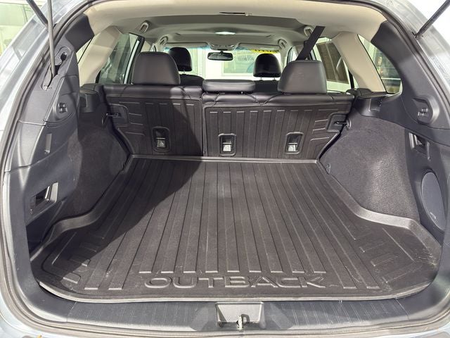 2020 Subaru Outback Touring XT