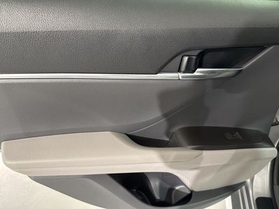 2022 Toyota Camry Hybrid LE