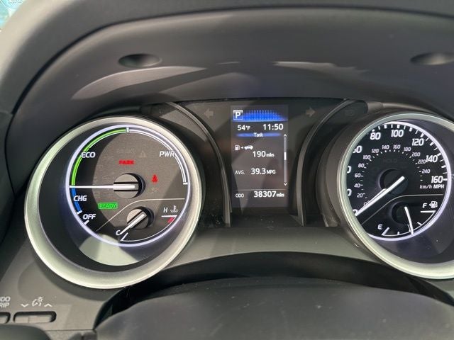 2022 Toyota Camry Hybrid LE