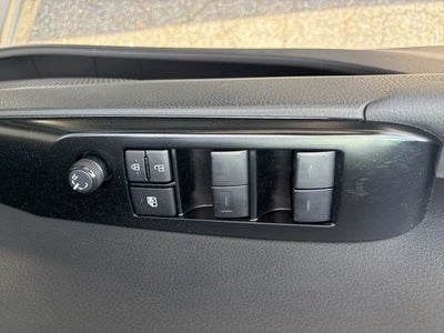 2025 Toyota Camry Hybrid SE