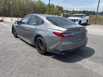 2025 Toyota Camry Hybrid SE