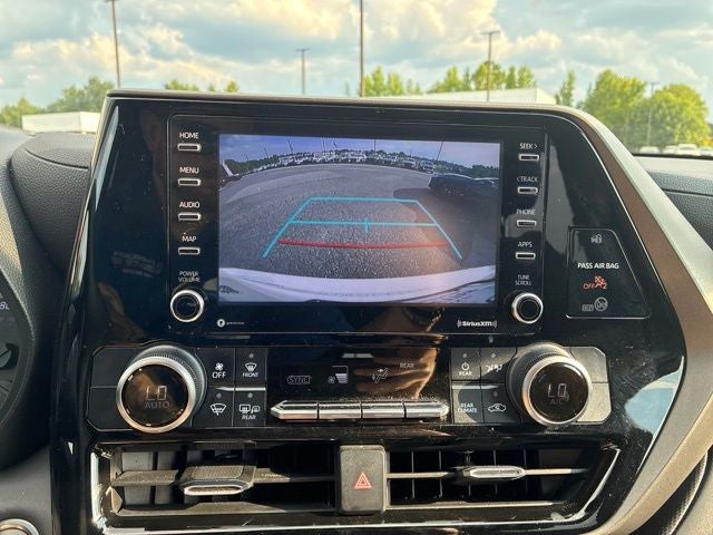 2021 Toyota Highlander L