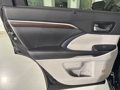2016 Toyota Highlander Limited