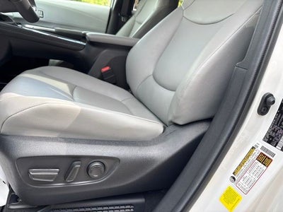 2026 Toyota Sienna XLE 8 Passenger