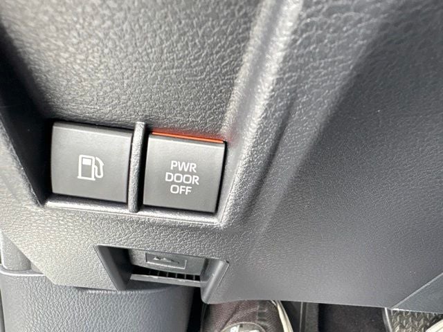 2026 Toyota Sienna XLE 8 Passenger