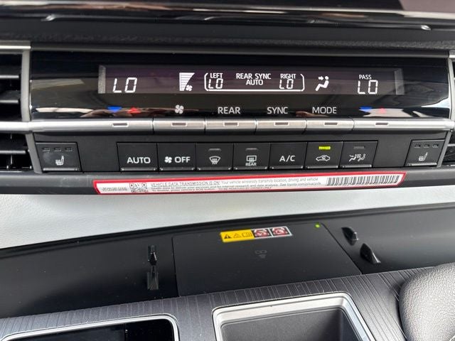 2026 Toyota Sienna XLE 8 Passenger