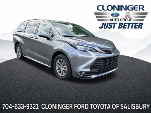 2026 Toyota Sienna XLE 8 Passenger