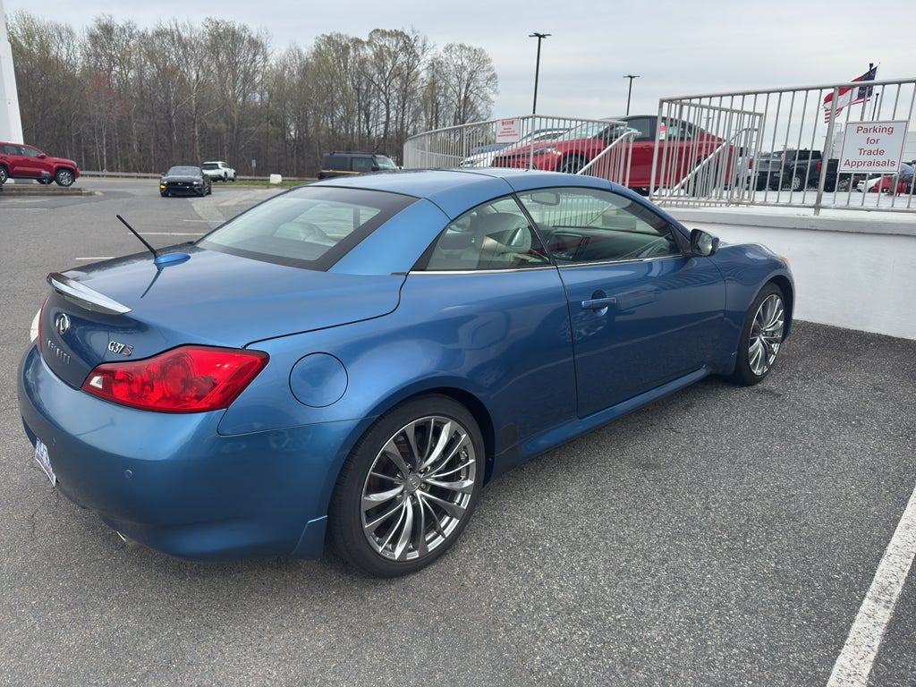 2011 INFINITI G37 BASE