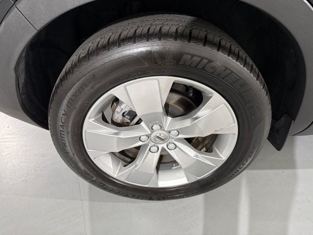 2022 Volvo XC40 Momentum