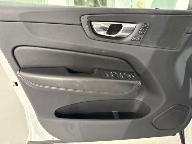 2023 Volvo XC60 B5 Core